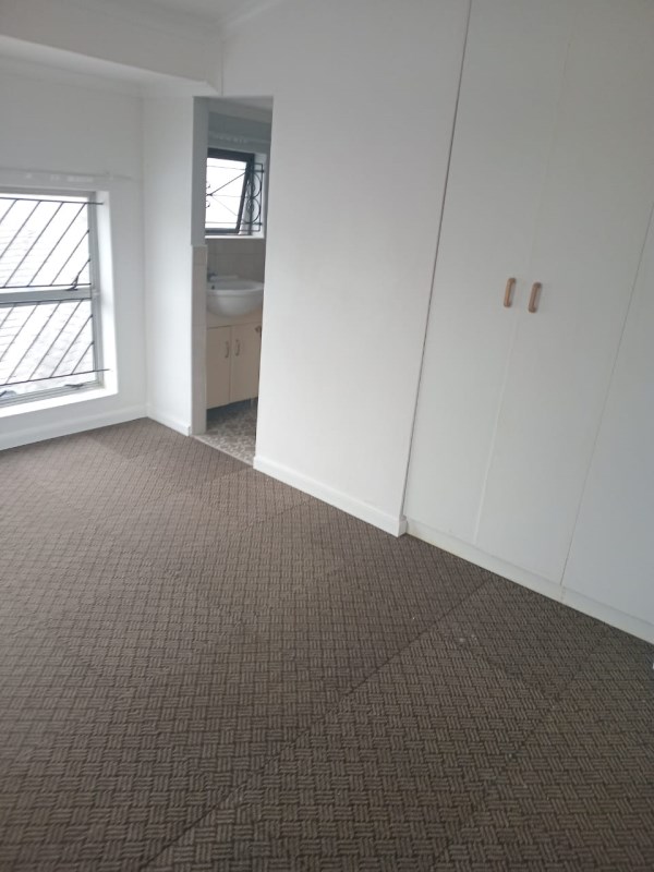  Bedroom Property for Sale in Plumstead Western Cape